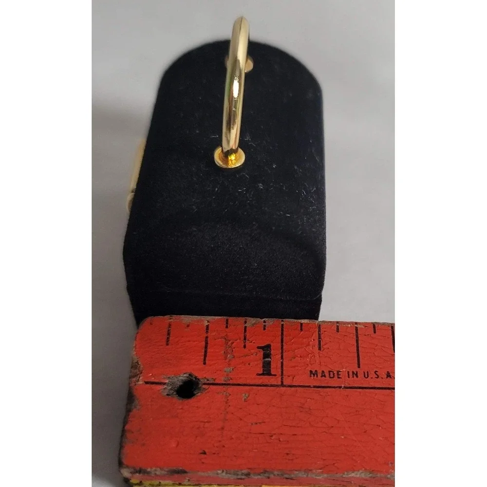 Nurse‎ Hat Lapel Pin White Enamel Red Cross Gold Tone Medical Symbol Gift Box